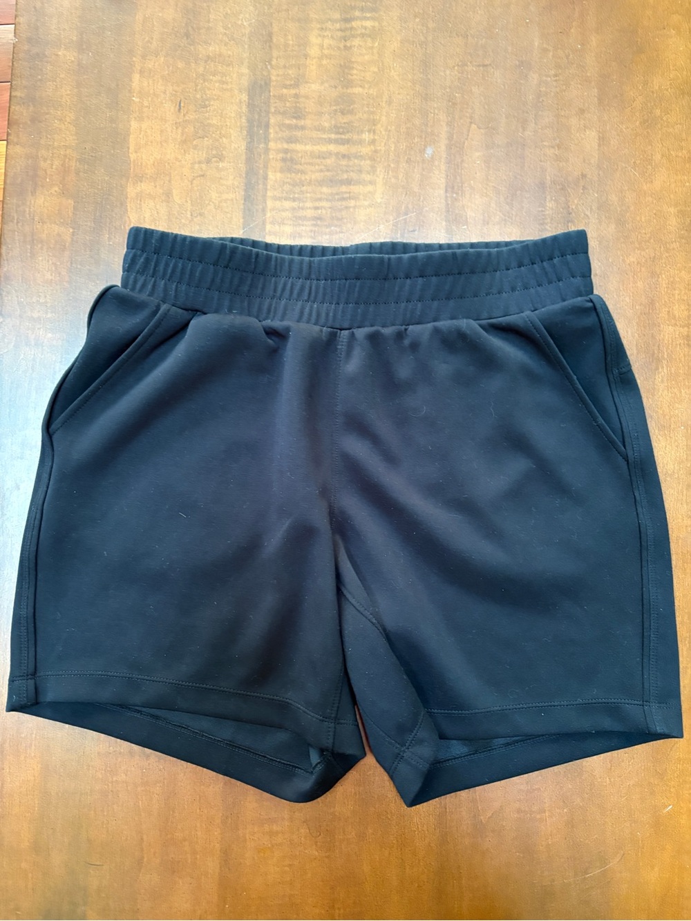 Mondetta Black Athletic Pull-On Shorts ladies medium